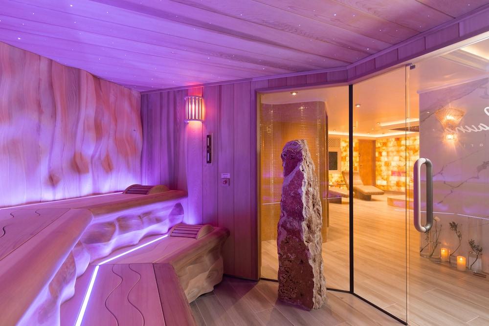 Nobil Luxury Boutique Hotel Chişinău Esterno foto