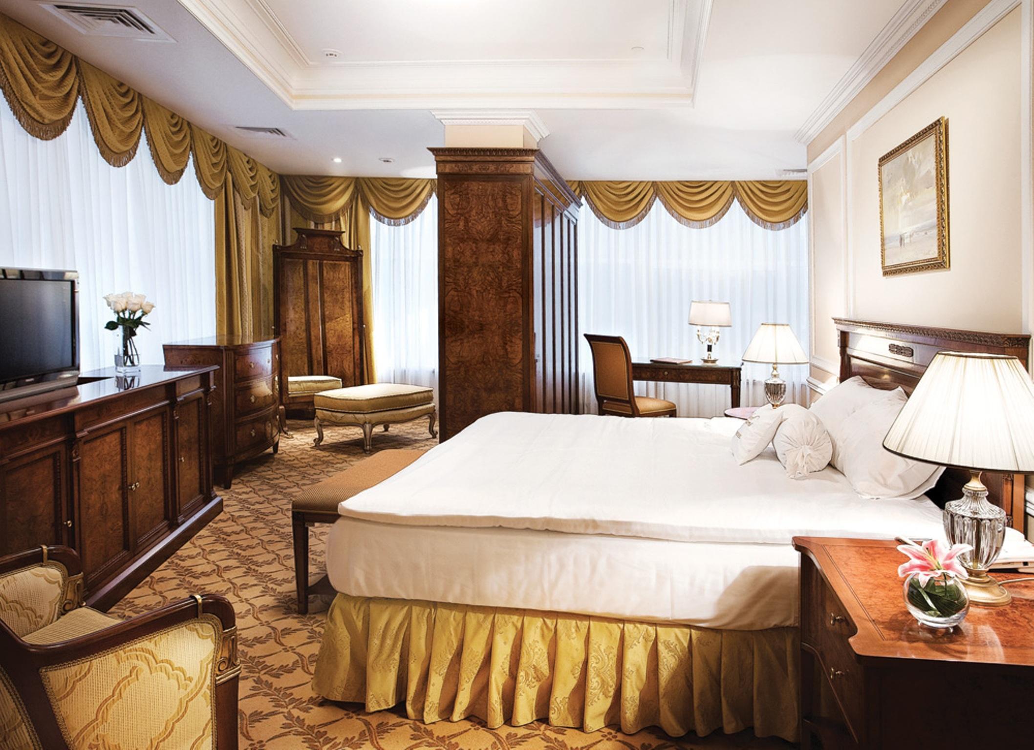Nobil Luxury Boutique Hotel Chişinău Esterno foto