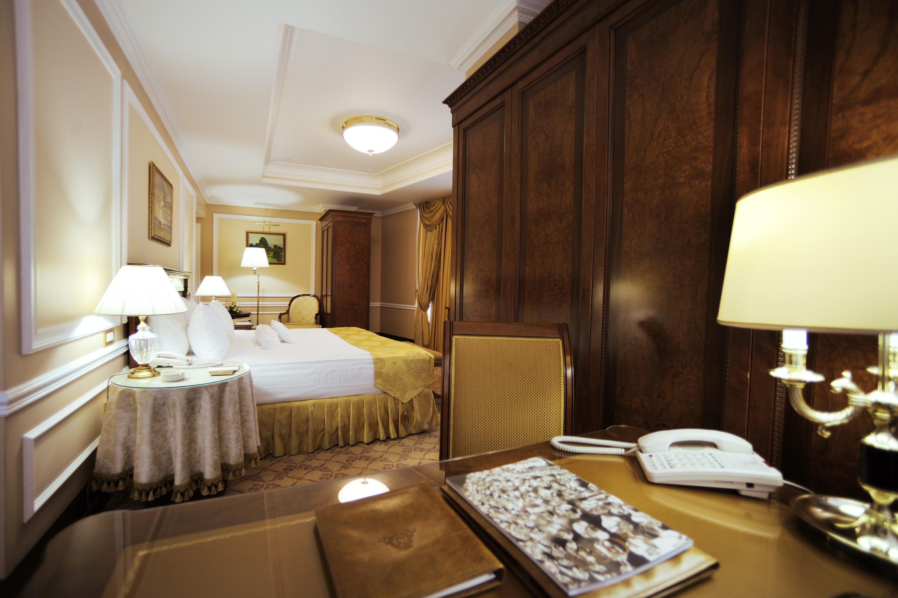 Nobil Luxury Boutique Hotel Chişinău Esterno foto