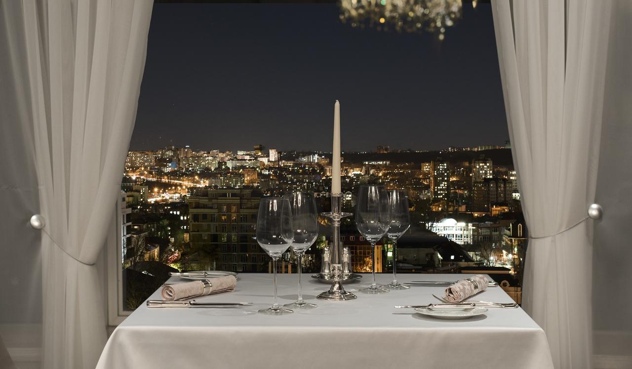 Nobil Luxury Boutique Hotel Chişinău Esterno foto