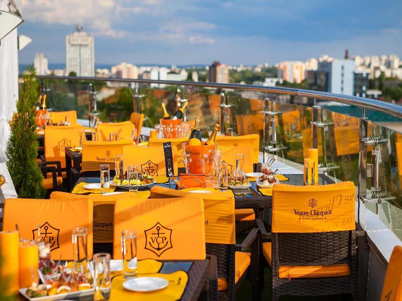 Nobil Luxury Boutique Hotel Chişinău Esterno foto