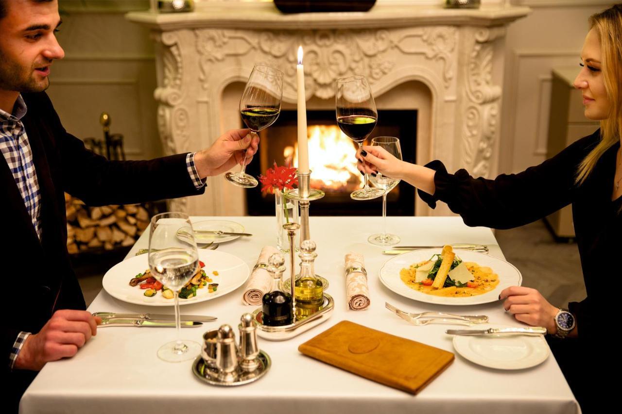 Nobil Luxury Boutique Hotel Chişinău Esterno foto
